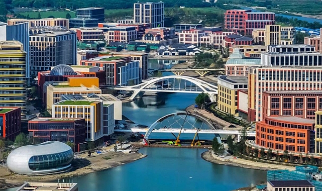 Huawei Lianqiu'de inşa edilen dev Ar-Ge merkezi açılıyor