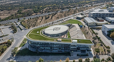 Borsanın dev teknoloji şirketi Teknopark İzmir'de şube açacağını açıkladı