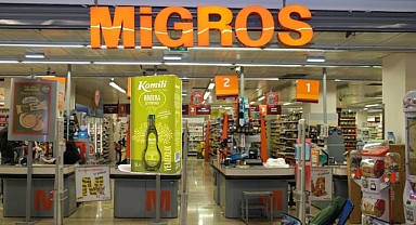 Migros Komili Zeytinyağı fiyatında görülmemiş damping! Migros'ta yüzde 50 indirimi duyan koşuyor...