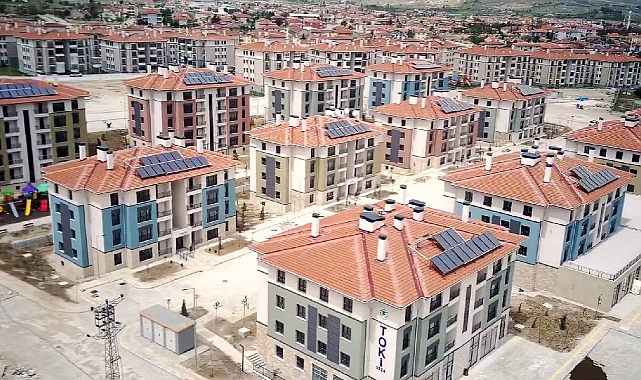 Afyonkarahisar Bayat TOKİ projesinde 219 konut sahiplerine teslim ediliyor