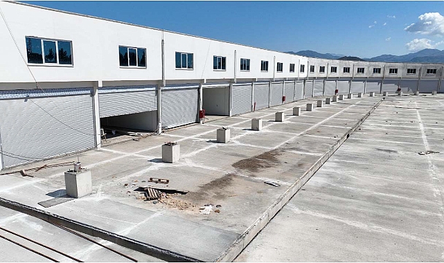 159 dükkanlı Antalya'nın dev hali Alanya'da tamamlanıyor