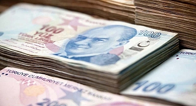 Resmen yürürlüğe girdi: Mevduat ve yatırım fonları için stopaj oranı yükseltildi