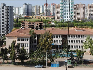 Adana Seyhan 2000 Evler mahallesi riskli alan ilan edildi