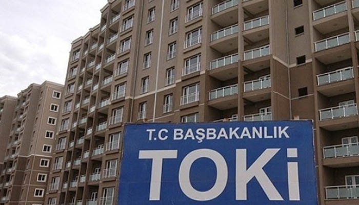 250 TL taksitle emekli ev sahibi olacak! TOKİ emekli için onay verdi, evler için başvurular başladı