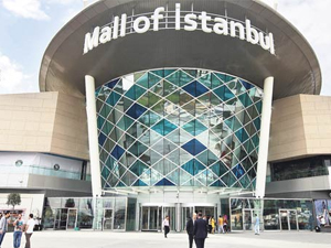Mall Of İstanbul AVM açıldı, ilk ziyaretçiler alışveriş keyfi yaşadı