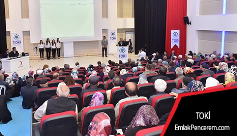 TOKİ Kastamonu Merkezde 200 emekli ev sahibi oldu
