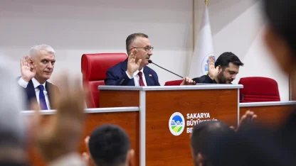 Sakarya’da raylı sistem adımı, su yatırımı ile imar planı değişiklikleri
