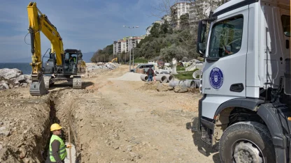 Bursa Gemlik'te altyapı atağı